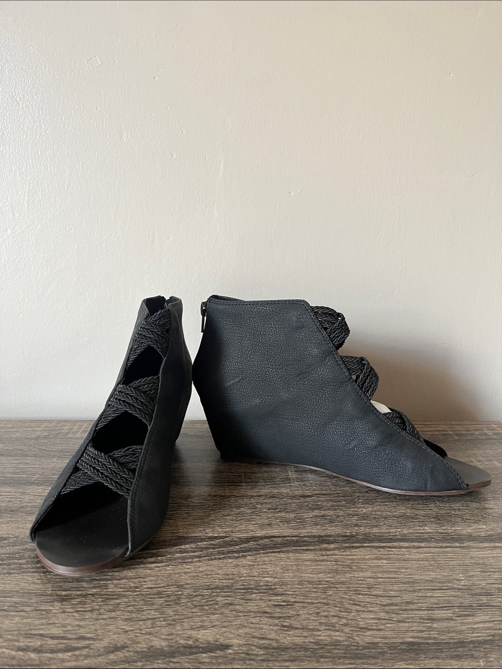 Deena & Ozzy Black Braided-Strap Wedge Sandals NWT